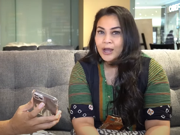Tips Ampuh Zoya Amirin Bikin Wanita Makin Puas, Mantap Banget