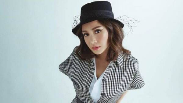 Intip Gaya Nagita Slavina Jadi Model Tas Mewah, Istri Sultan Menterengnya Terpampang Nyata!
