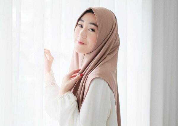 Beri Dukungan pada Ririe Fairus, Larissa Chou: Kuatlah Walau Sendirian