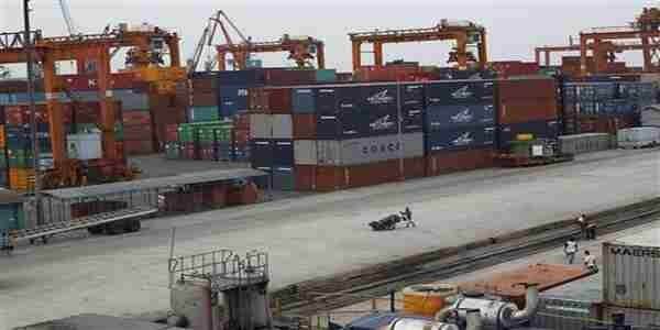 Biaya Logistik Tinggi, Luhut Tak Ingin Indonesia Jadi Feeder Angkutan Laut