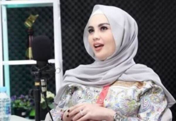 Jennifer Dunn Akui Rebut Suami Sarita Abdul Mukti dan Sangat Menyesal: Ya Allah Aku Minta Maaf