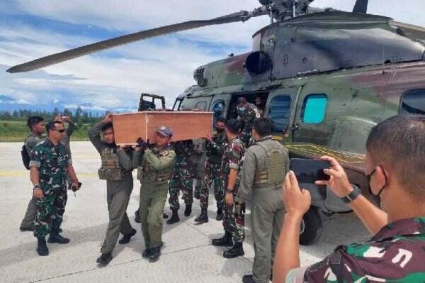 Serangan KKB di Pagi Hari Itu Membawa Petaka, Tiga Prajurit yang Gugur Dievakuasi ke Timika