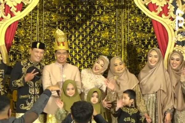 Pesta Ngunduh Mantu Ria Ricis Digelar Mewah bak Putri Raja, Oki Setiana Dewi Takjub