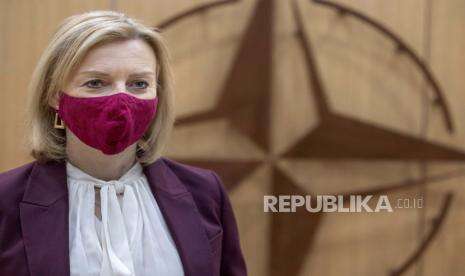 Menlu Inggris Liz Truss Positif Covid-19