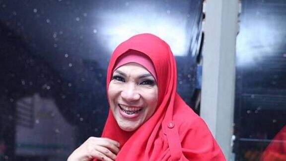 Wasiat Kematian Dorce Gamalama Tuai Pro dan Kontra, Sahabat Buka Suara: Itu Haknya Bunda!