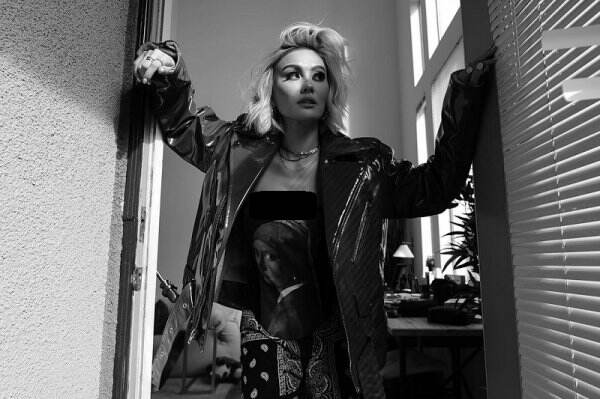 Tagar #AGNEZMO2022 Viral di Twitter, Ada Apa dengan Agnez Mo?