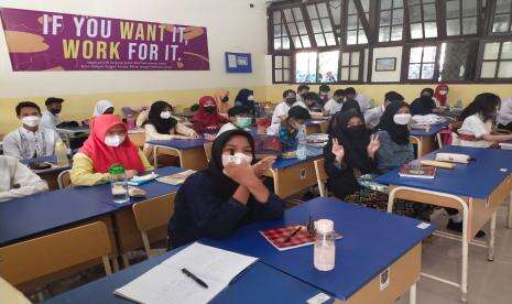 Diralat, PTM 100 Persen SMA/SMK di Depok Kembali Dilaksanakan