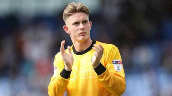 Dipersulit Rangnick, Dean Henderson Gagal Tinggalkan Manchester United