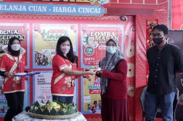 Qhomemart Gelar Lunar Festival 2573 dengan Berbagai Promo Menarik