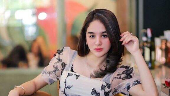 Hana Hanifah Blak-blakan Pilih Uang daripada Cinta, Luna Maya Beri Sentilan: Kamu Sering Disakitin ya?