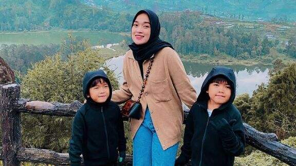 Ria Ricis Pancing Kemarahan Ririe Fairus Sambil Nyanyi Lagu Nissa Sabyan, Reaksi Mantan Istri Ayus Sabyan jadi Sorotan!