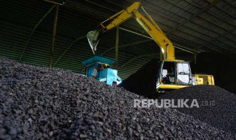 Sulbar Ekspor 10.500 Ton Cangkang Sawit ke Jepang