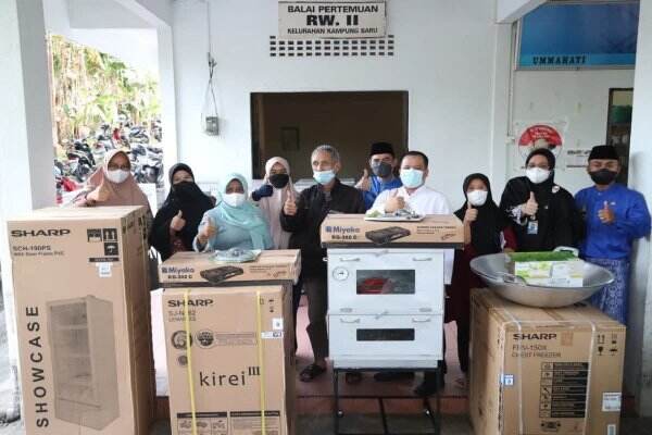 Puluhan UMKM Terdapak Covid-19 Dapat Bantuan Alat Usaha