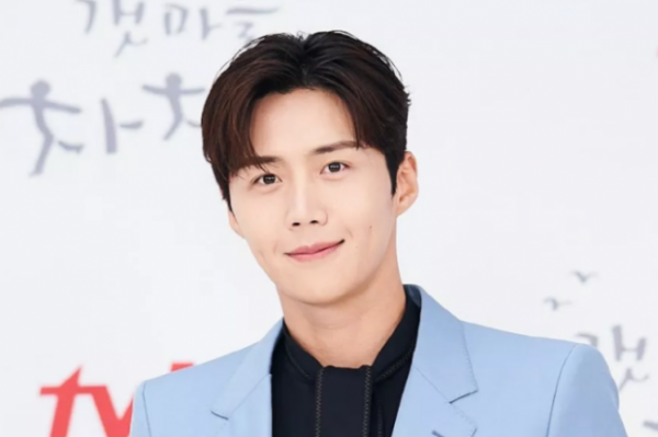 Kim Seon Ho Kembali Muncul ke Publik Lewat Iklan Masker Usai Menghilang Pasca Skandal Aborsi