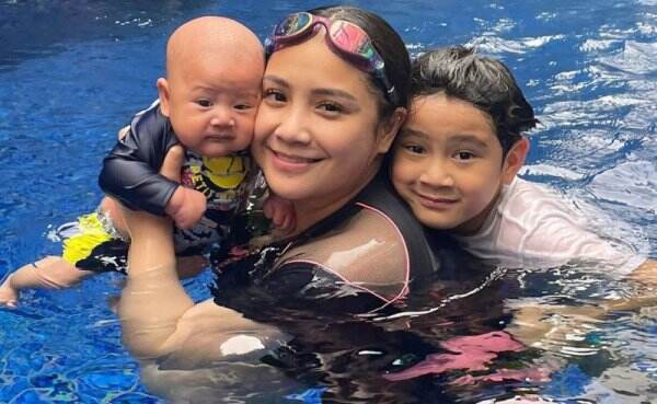 Rafathar Habiskan ASI Rayyanza, Tebak Gimana Reaksi Nagita Slavina?