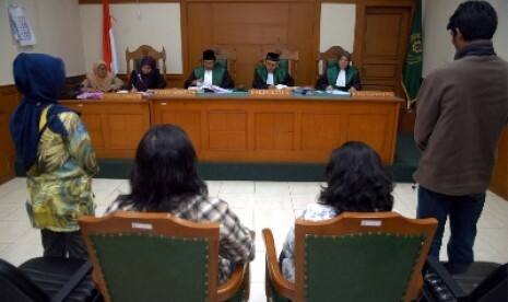Apakah Istri Berhak Peroleh Tempat Tinggal Selama Masa Iddah?