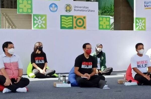 Kunjungan Kerja ke Perbatasan Kaltara, Nadiem Bahas Kurikulum Merdeka
