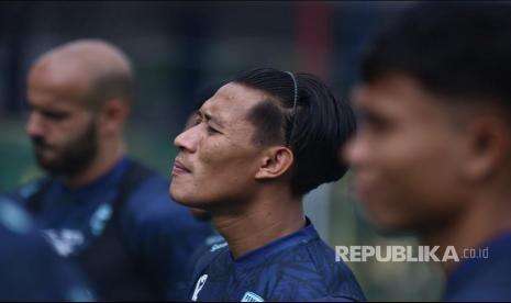 Henhen Bersyukur Jadi Pemain Kunci Bagi Persib