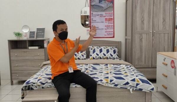 Beli Furnitur di Selma Dobel Keuntungan