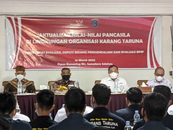 Romo Benny: Karang Taruna Garda Terdepan Pembumian Pancasila