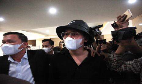 Polri: Indra Kenz Beli Mobil Tesla Rp 1,350 Miliar di Showroom Milik Rudy Salim