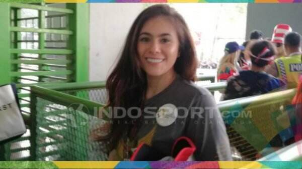 Pose Kayang Saat Yoga di Tepi Kolam, Wulan Guritno Bikin Pasukan Zoom Merapat