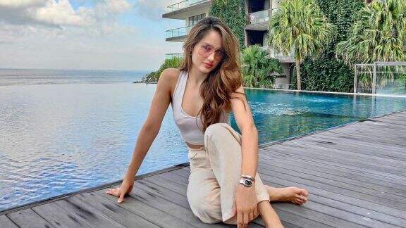 Dikenal Tak Suka Belanja Barang Mewah, Cinta Laura Kedapatan Miliki Celana Dalam Bolong, Langsung Kena Semprot Sang Ibunda