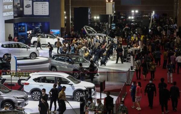 Danamon Manjakan Pelaku Industri dan Pecinta otomotif di IIMS 2022