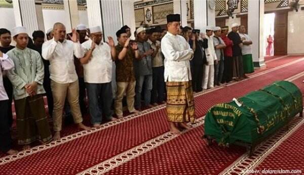 Tata Cara Sholat Jenazah Laki Laki Dan Perempuan Lengkap Dengan Doa