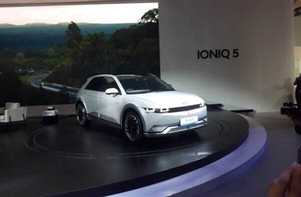 Hyundai IONIQ 5 Catat Terima 1.587 Pesanan di Indonesia