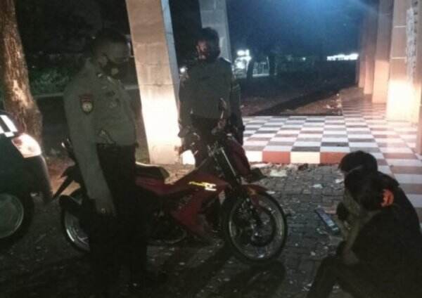 Pendisiplinan Prokes, Polsek Kragilan Gencar Gelar Patroli Malam
