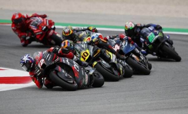 Jaga Gengsi, Maverick Vinales Ogah Contek Data Aleix Espargaro
