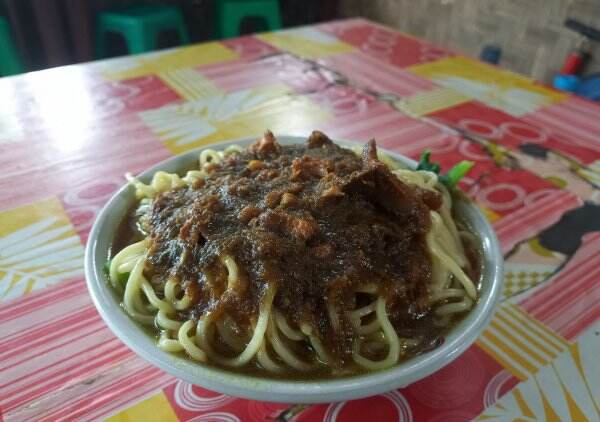 Bu Tumini dan Warisan Mie Ayam Gagrak Sari Rasa Jatiayu