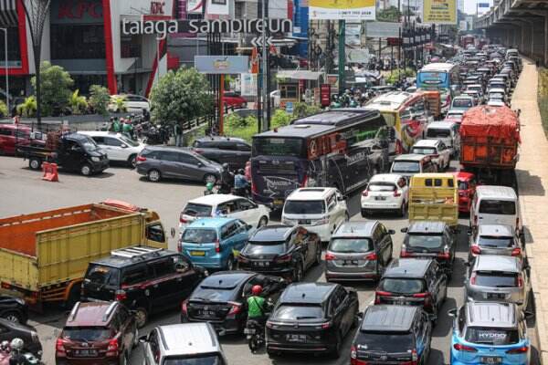 Puncak Arus Balik, Skema Satu Arah di Tol Diperpanjang