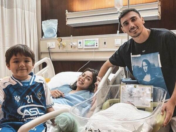 Selamat, Jessica Iskandar Lahirkan Anak Kedua dengan Proses Normal
