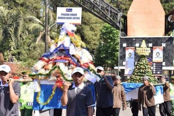 Vakum 2 Tahun, Gunungan Megono Pekalongan Kembali Digelar