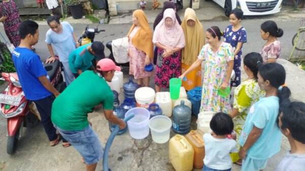 Warga Pinggiran Banjarmasin Kesulitan Air Bersih, PDAM: Segera Kirim Tandon dan Tangki Air!