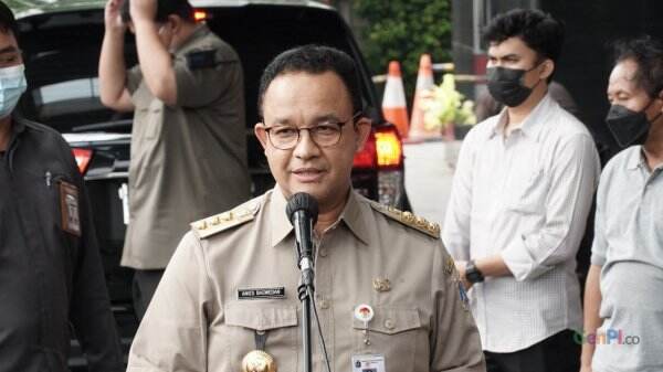 Rocky Gerung Sebut Anies Baswedan Melampaui Ganjar Pranowo