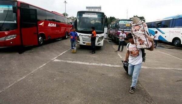 Pantauan Arus Balik di Terminal Kalideres, Pemudik yang Tiba Naik hingga 100 Persen