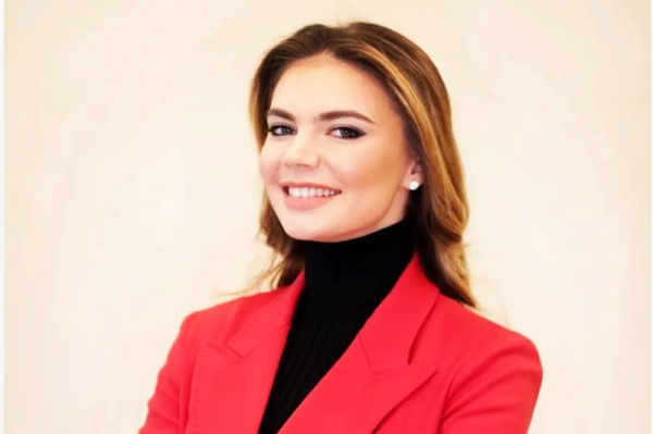 Negara Barat Ancam Jatuhkan Sanksi pada Alina Kabaeva, "Pacar" Vladimir Putin