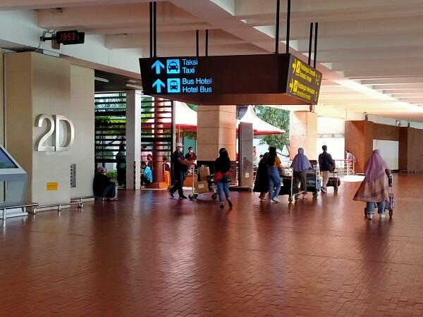 Puncak Arus Balik, 150 Ribu Penumpang Padati Bandara Soetta