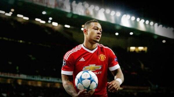Juventus dan Inter Milan Gigit Jari, Memphis Depay Kian Dekat Gabung Manchester United