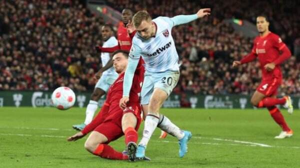 Frustasi Kejar Domenico Berardi, AC Milan Mulai Bidik Winger Naik Daun West Ham United