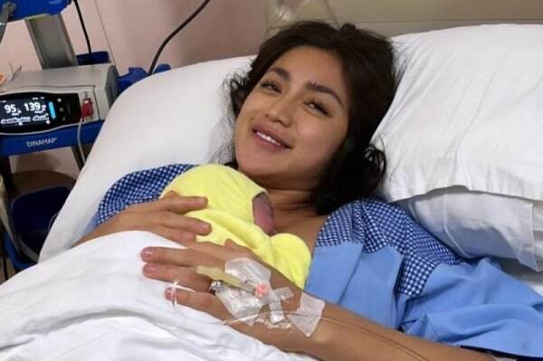 Jessica Iskandar Batal Induksi Gegara Makan Nastar sebelum Lahiran