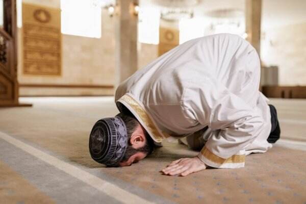 Jadwal Sholat Hari Ini Senin 9 Mei 2022M/8 Syawal 1443H