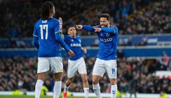 Tekuk Leicester, Everton Beranjak dari Zona Degradasi