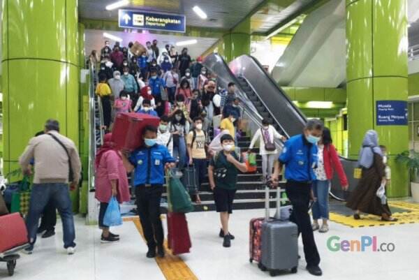 Dampak Arus Balik Lebaran 2022, Kemenag Berlakukan WFH 50 Persen