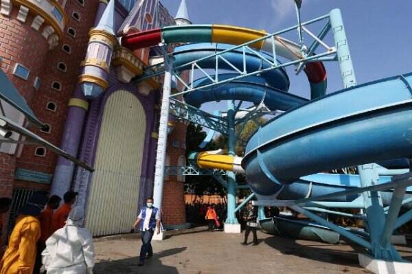 Seluncuran Water Park Kenjeran Surabaya Berusia 28 Tahun