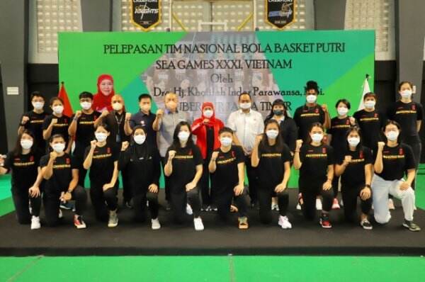 Timnas Basket Putri Berangkat ke SEA Games XXXI Vietnam