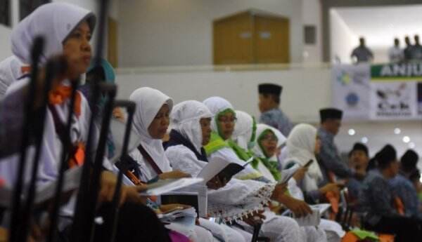 Gubernur Khofifah Siap Fasilitasi Calon Haji untuk Vaksinasi Covid-19